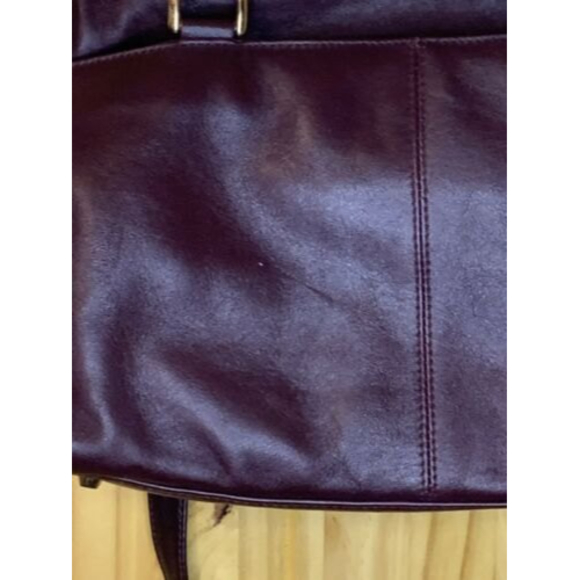 vintage leather aigner satchel purse, Shoulder Strap And Handles, Gold Accents - Picture 6 of 12